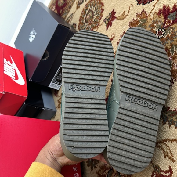 Men’s Reebok Classic Leather Size 9. Worn 1 time ! - Picture 4 of 4